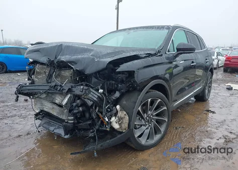 2019 Lincoln Nautilus Reserve from USA, damaged, VIN 2LMPJ8LPXKBL56167